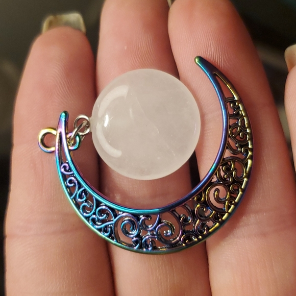 New Carved Rainbow Titanium Hanging Cresent Moon Round Crystal Pendant. - Picture 3 of 7